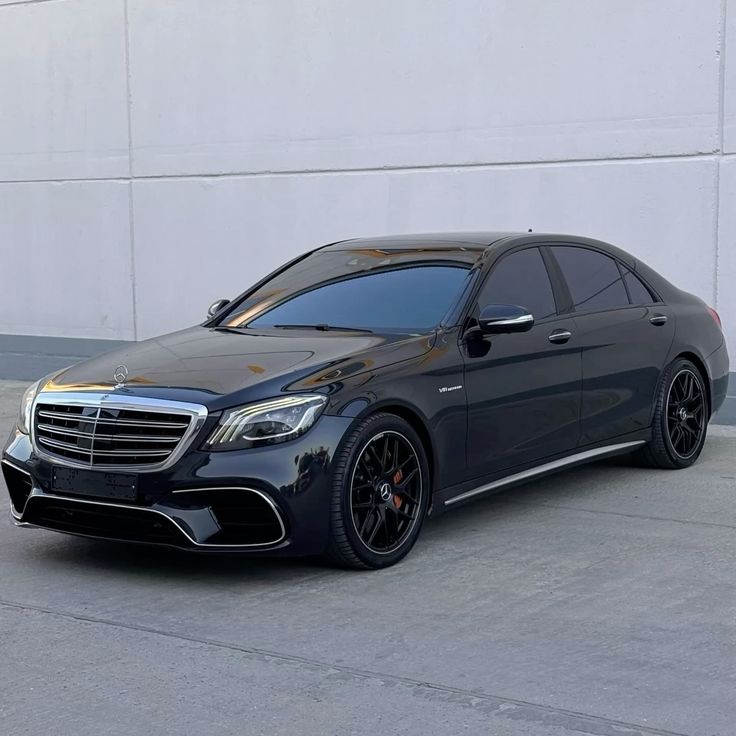 Mercedes S-Class Luxury Chauffeur in Riyadh Jeddah Dammam